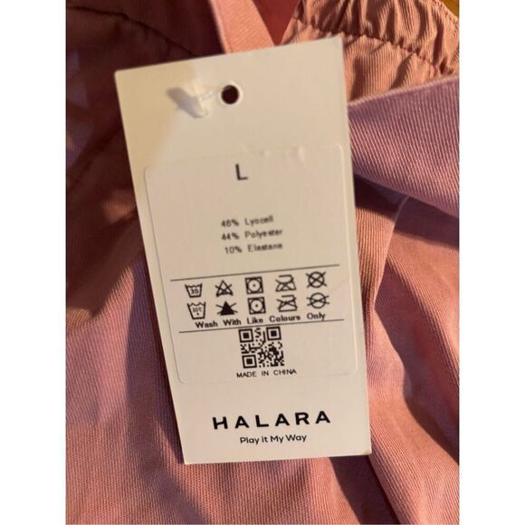 Halara High Waisted Shorts - Picture 3 of 4